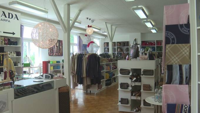 Gaiser Familie führt seit 15 Jahren Second-Hand-Shop für Luxustaschen
