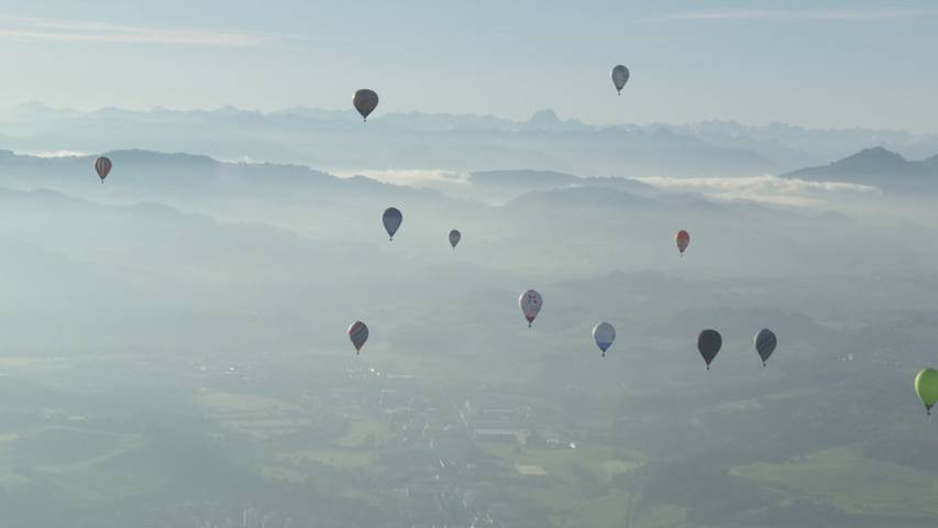 Ein himmlisches Spektakel: Heissluftballon-Meisterschaften in Gossau