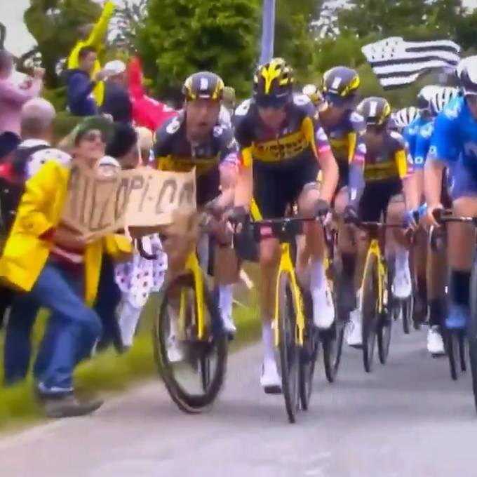 Fan löst mit Schild Massensturz an der Tour de France aus