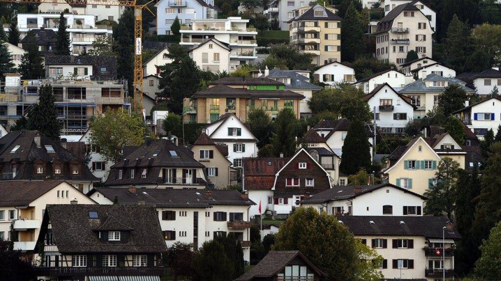 Gute Aussichten für Mieterinnen und Mieter in der Schweiz. Laut einer Studie der UBS dürfte der hypothekarische Referenzzinssatz im Juni nicht erhöht werden.(Symbolbild)