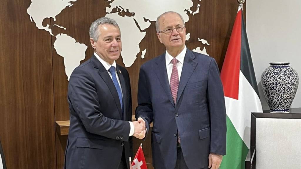 Ignazio Cassis ist am Mittwoch vom palästinensischen Premierminister Mohammad Mustafa in Ramallah empfangen worden.
