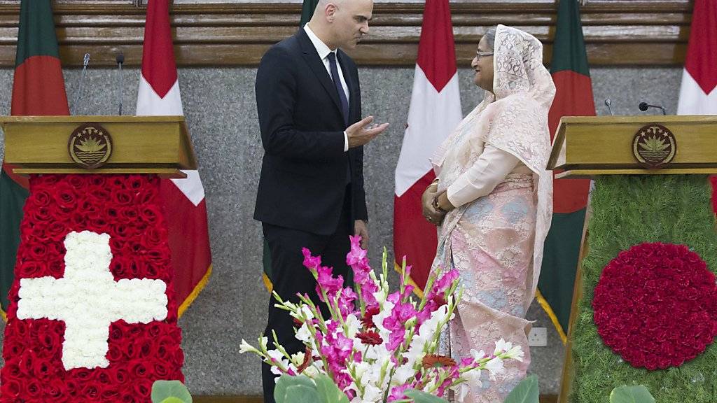 Premierministerin Sheikh Hasina empfängt Berset: Es ist der erste Besuch eines Bundespräsidenten seit der Unabhängigkeit Bangladeschs.