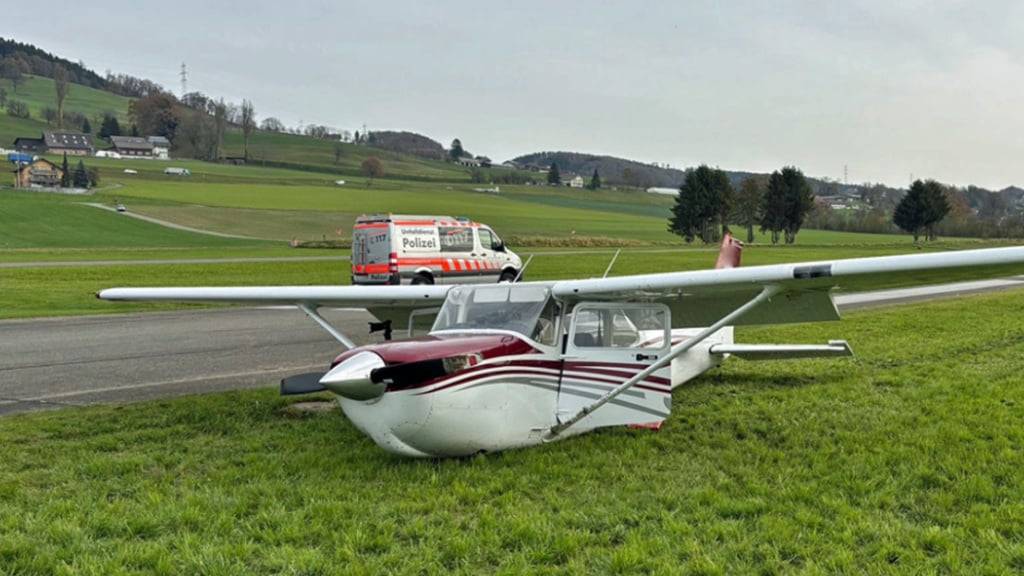 Bei der Notlandung wurde niemand verletzt.