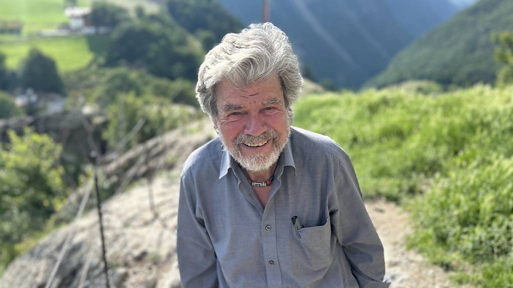 Messner amüsiert sich über Outdoor-Kleidung in Innenstädten