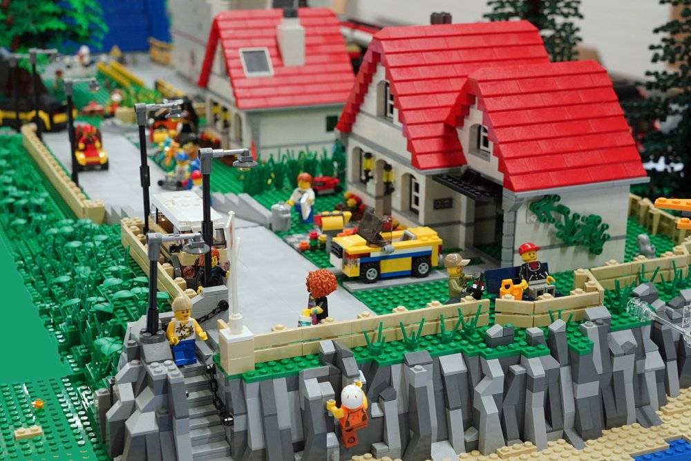 Tauche in die Welt der bunten Legosteinchen ein. (Bild: zVg)