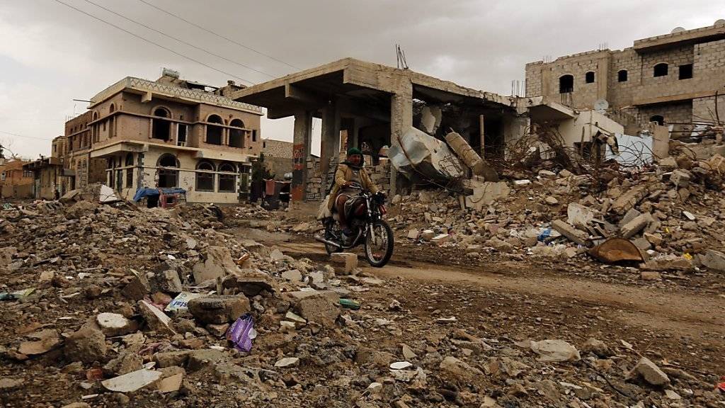 Aus der Luft zerstört: Saudiarabische Angriffe in der jemenitischen Stadt Mukalla kosten 800 Al-Kaida-Kämpfern das Leben. (Symbolbild)