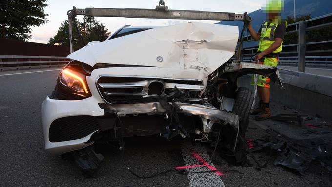 Drei Crashs mit sechs Autos auf A3 – Frau verletzt