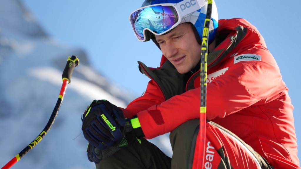 Der Schweizer Abfahrt-Star Marco Odermatt ist einer, den der Dokfilm «Downhill Skiers» während einer Saison begleitet: in rasendem Tempo, nicht nur am Lauberhorn. Dabei leiden die Skirennfahrer - und letztlich auch die Zuschauerin und der Zuschauer im Kino.