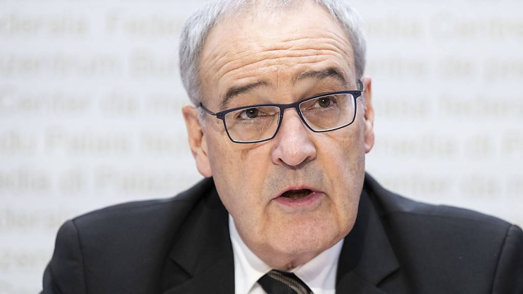 Wirtschaftsminister Guy Parmelin rief die betroffenen Kreise nach dem Absturz von zwei Mietrechtsvorlagen zu Kompromissbereitschaft auf.