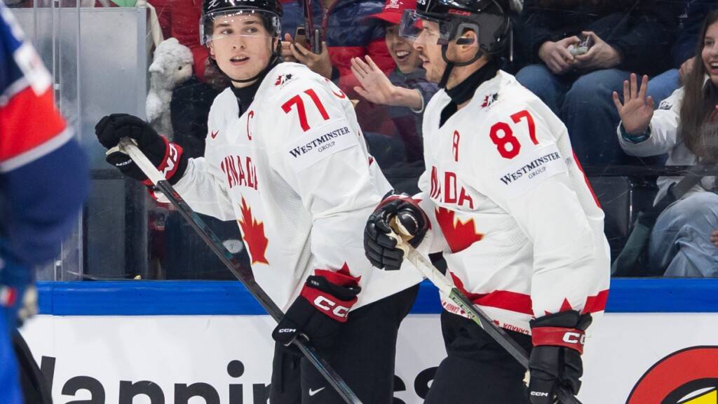 Der Meister und sein Nachfolger: Altmeister Sidney Crosby (rechts) will dem 18 Jahre jüngeren neuen Captain Macklin Celebrini so gut wie möglich helfen