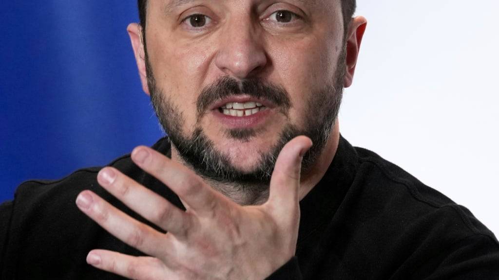 ARCHIV - Wolodymyr Selenskyj, Präsident der Ukraine, forderte Moskau erneut zu einer 30-tägigen Waffenruhe auf. Foto: Aurelien Morissard/AP/dpa