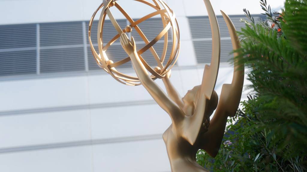 Eine Emmy-Statuette ist während einer Pressevorbesichtigung für die 78. Primetime Emmy Awards zu sehen. Foto: Caroline Brehman/Invision/AP/dpa