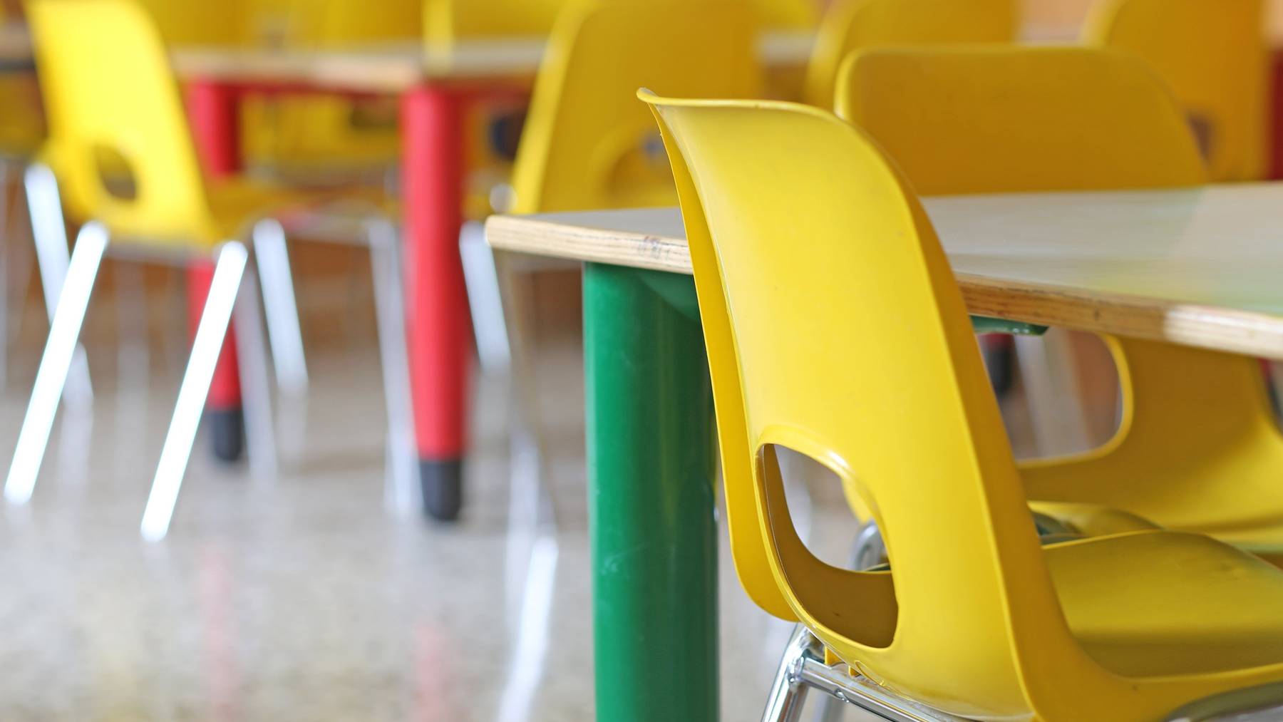In Berneck bleiben die Stühle im Schülerhort vorerst leer. (Symbolbild)