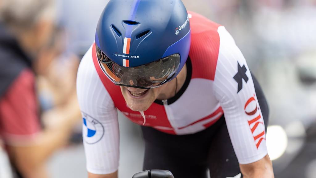 Stefan Küng machen im WM-Zeitfahren muskuläre Probleme im unteren Rücken- und Hüftbereich zu schaffen