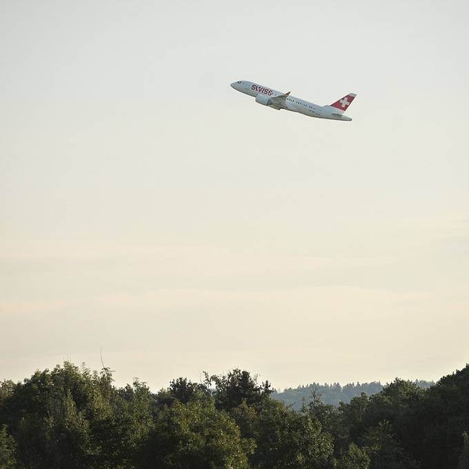 Swiss-Inlandflüge werden wegen Klimatarifen ab sofort teurer 