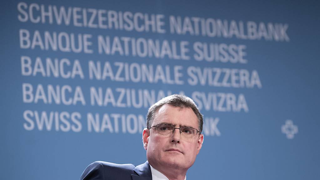 Die Schweizerische Nationalbank (SNB) und ihr Präsident Thomas Jordan belassen den Leitzins in der Schweiz unverändert bei -0,75 Prozent. Die SNB will derweil bei Bedarf weiter am Devisenmarkt intervenieren.(Archiv)