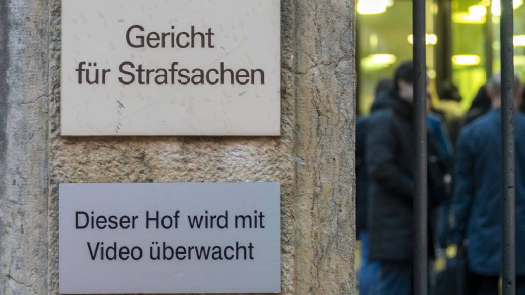 Der Prozess gegen 14 Männer hat am Montag am Strafgericht Basel-Stadt begonnen. Sie werden beschuldigt, das türkische Kinderfest gestürmt zu haben. (Archivbild)