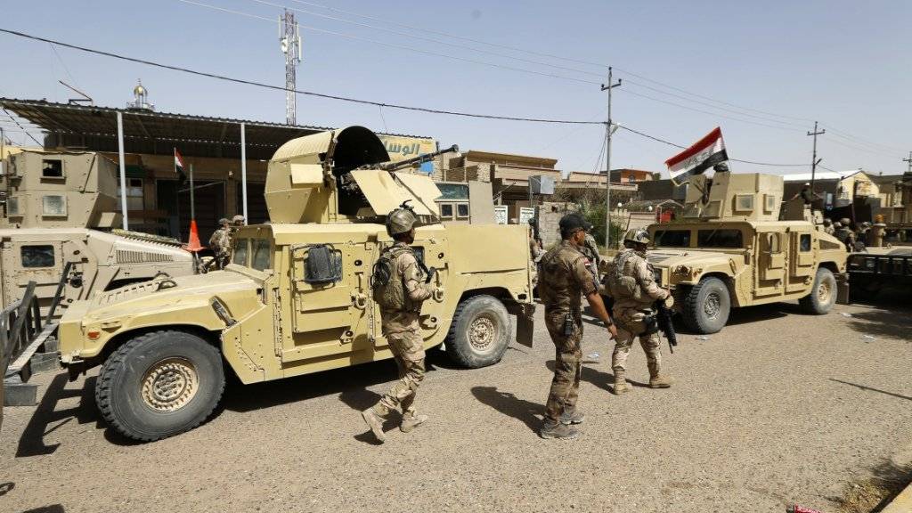 Irakische Einheiten im Zentrum Falludschas