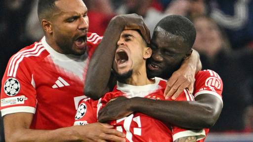 Sieben-Tore-Spektakel mit Bayern München als Sieger