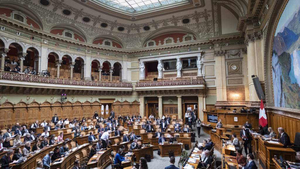 Der Nationalrat will für Hilfe im Ausland im nächsten Jahr weniger ausgeben als der Bundesrat und der Ständerat. (Archivbild)