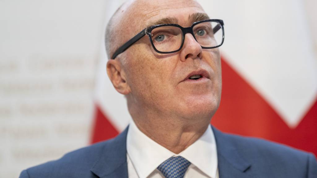 «Keine Absage ans freiwillige Engagement»: Mit diesen Worten kommentiert Verteidigungsminister Martin Pfister das wuchtige Nein zur Service-citoyen-Initiative.