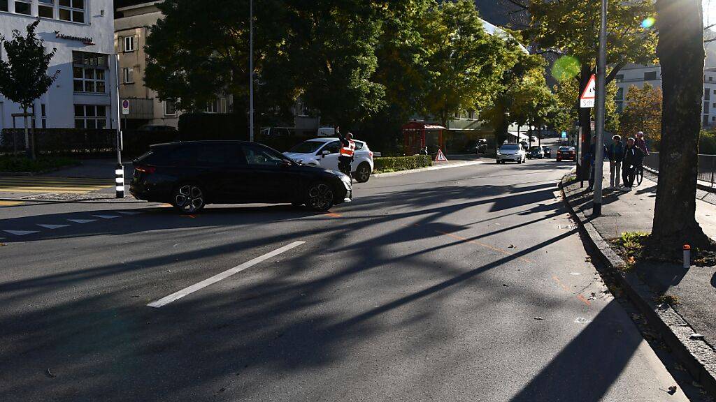 Die Stadtpolizei Chur rückte am Freitagabend zu einem Unfall aus.