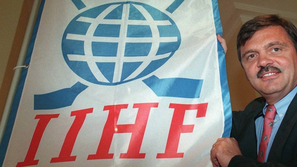 Der Internationale Eishockey-Verband IIHF mit Präsident René Fasel musste für die U20-WM in Kanada umplanen