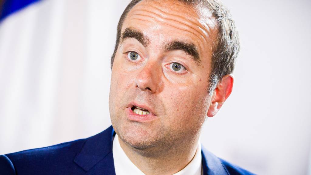 Frankreichs Premier sieht Lösung der Krise ohne Neuwahlen