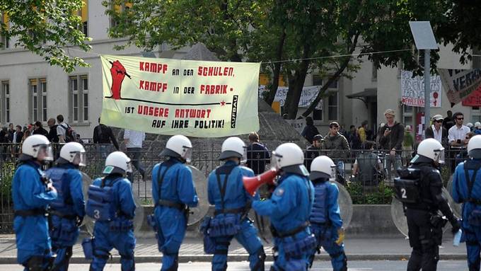 Stadtpolizei Zürich hat an 1. Mai-Demo gegen Menschenrecht verstossen