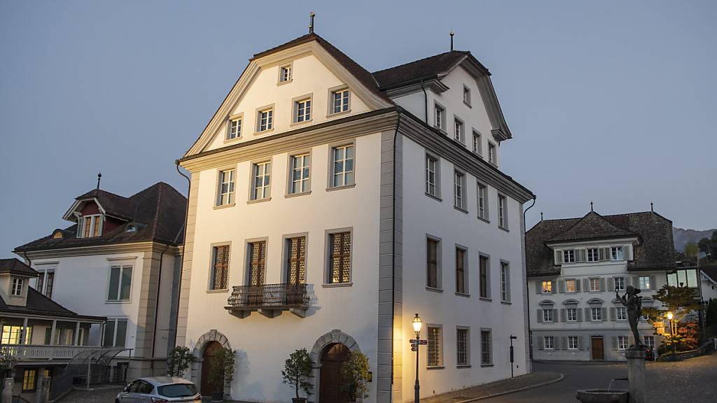 Das Rathaus von Stans, der Tagungsort des Landrats.