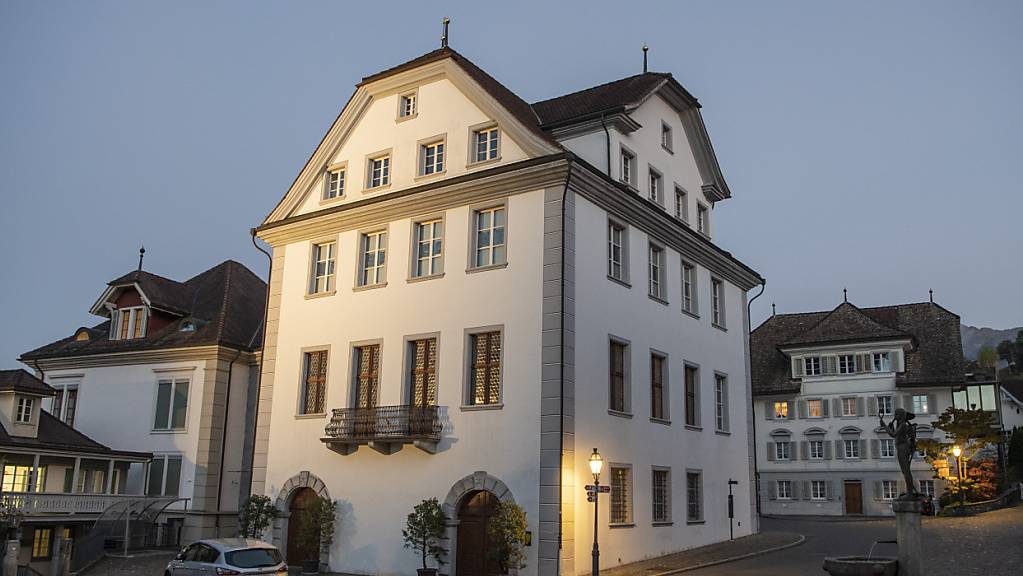 Das Rathaus von Stans, der Tagungsort des Landrats.