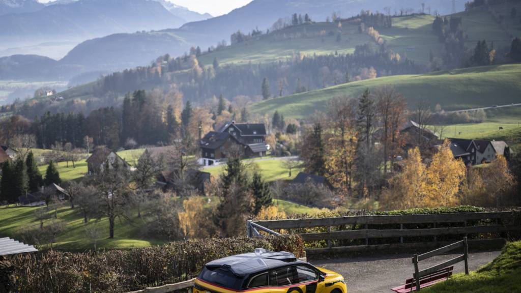 Begleitet von Sicherheitsfahrern kurven die selbstfahrenden öV-Taxis bereits durch die Ostschweiz. (Archivbild)