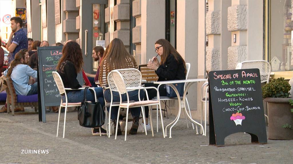 Quartiervereine kämpfen gegen längere Öffnungszeiten von Gartenbeizen