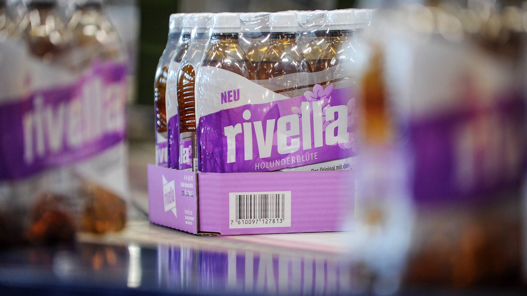 2019 bracht Rivella eine neue Geschmacksrichtung seines Klassikers auf den Markt: Holunderblüte.