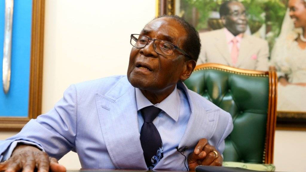 Simbabwes Ex-Präsident Robert Mugabe sieht sich als Teil der Zukunft des Landes - obwohl er vom Militär abgesetzt wurde.