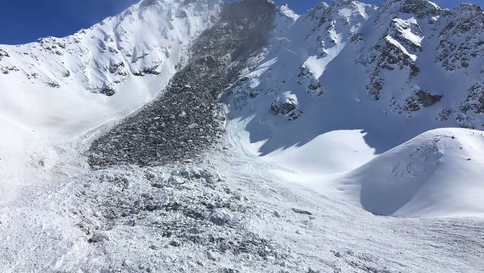 Gewaltiger Felssturz am Flüela Wisshorn