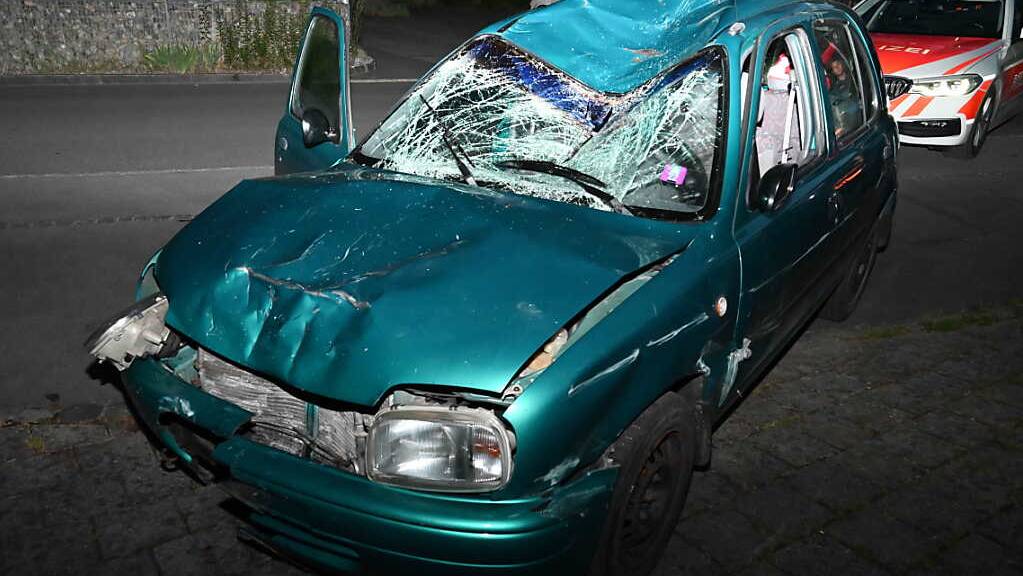 Die Polizei fand das Auto der beiden 27-Jährigen nach dem Unfall.