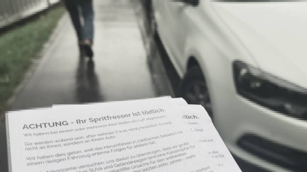 Aktivisten lassen bei 40 SUVs die Luft aus Reifen