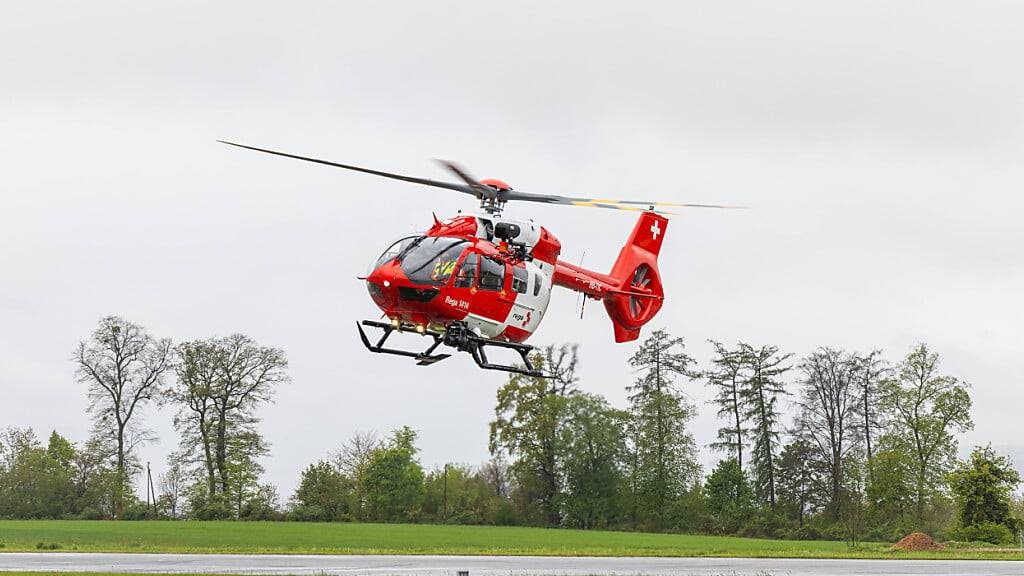 Der neue Rega-Helikopter von Airbus kann 150 Kilogramm mehr Nutzlast transportieren und bietet Platz für mehr Personal und Ausrüstung.