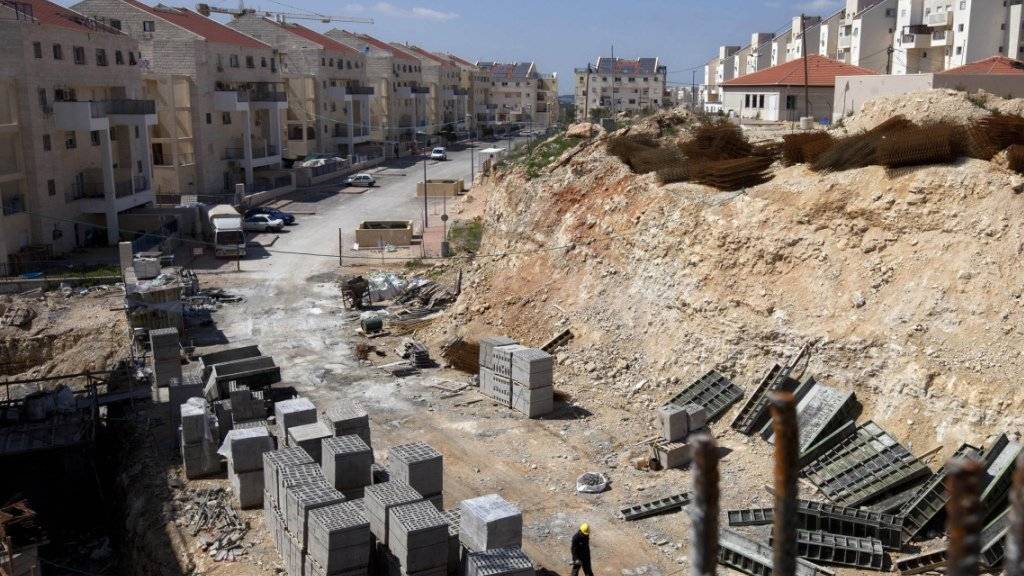Jüdische Siedlung im Bau im Westjordanland: Der angekündigte Bau neuer Wohnhäuser wurde in den USA mit scharfen Worten kritisiert. (Archivbild)