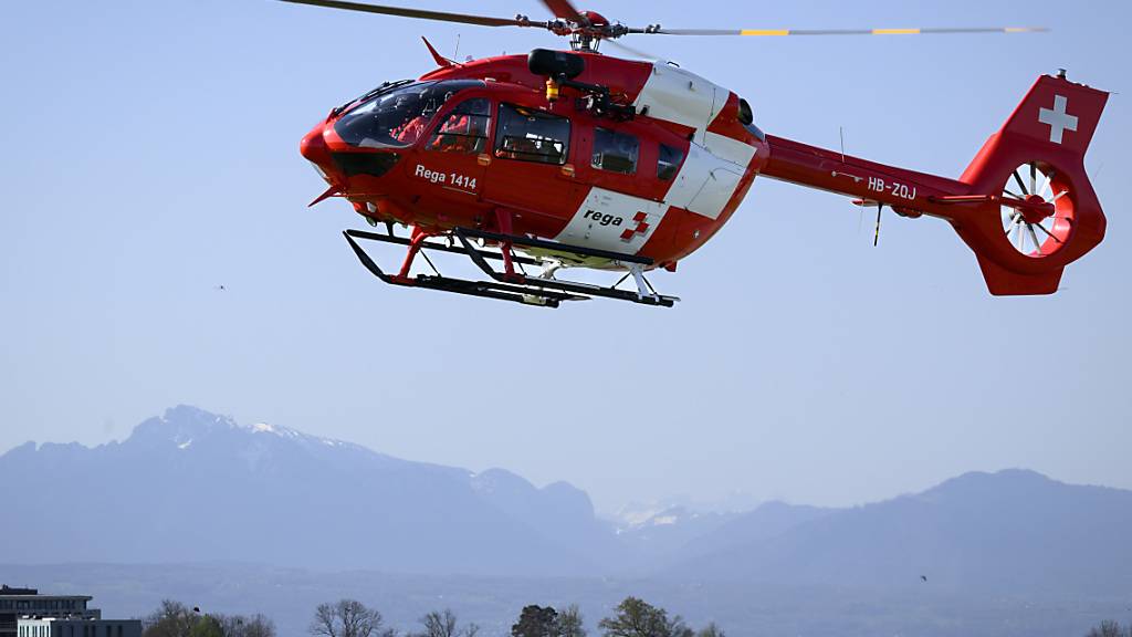 Beim Bergunfall am Piz Linard stand auch die Rega im Einsatz. (Symbolbild)