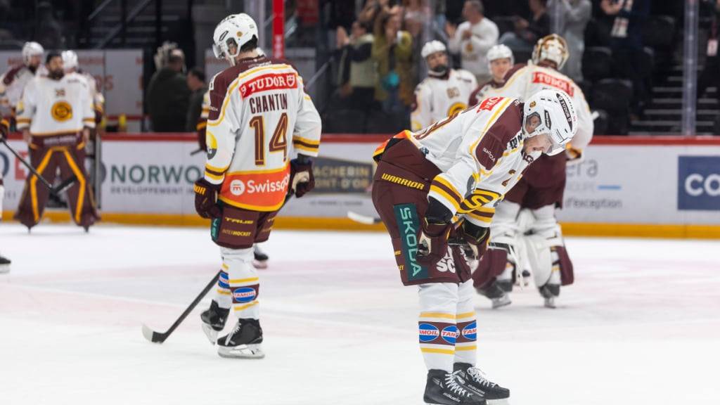 Böse Schlappe: Die Spieler von Genève-Servette würden sichnach dem 0:11 am liebsten im Eis verkriechen