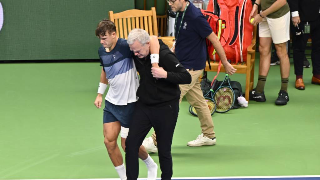 Konnte die Halle in Stockholm nur mit Hilfe verlassen: Holger Rune