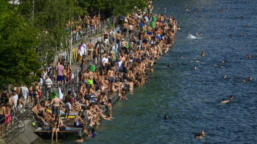 Zürcher Gemeinderat will mehr Platz in der Flussbadi Oberer Letten