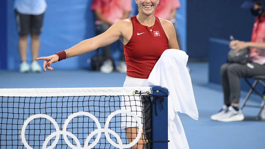 Hat gut Lachen: Belinda Bencic erreicht mit Viktorija Golubic im olympischen Doppel die 2. Runde