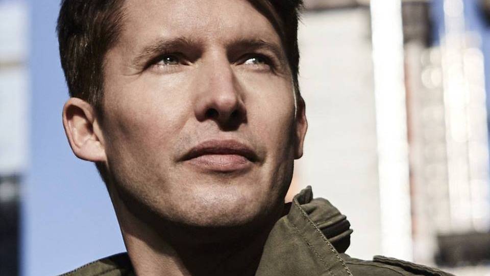 https://www.facebook.com/jamesblunt/photos/