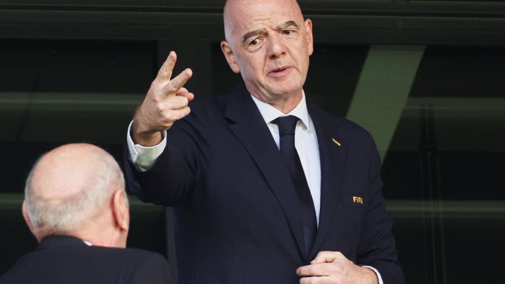 Gianni Infantino wird von den vier einflussreichsten Ligen Europas unter Druck gesetzt