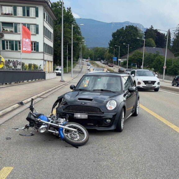 Töfffahrer auf Solothurner Rötibrücke verletzt