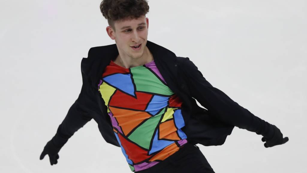 Lukas Britschgi überzeugte im Kurzprogramm und geht mit sehr guten Medaillenchancen in die Kür vom Freitag