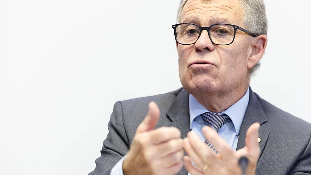 Die Aussage, dass die Kantone zu viel Geld haben, ist für den Präsidenten der Finanzdirektorenkonferenz, Ernst Stocker, «einfach nicht haltbar». (Archivbild)